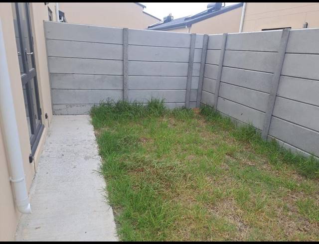 2 BEDROOM DUPLEX FOR SALE IN SUNSET GLEN